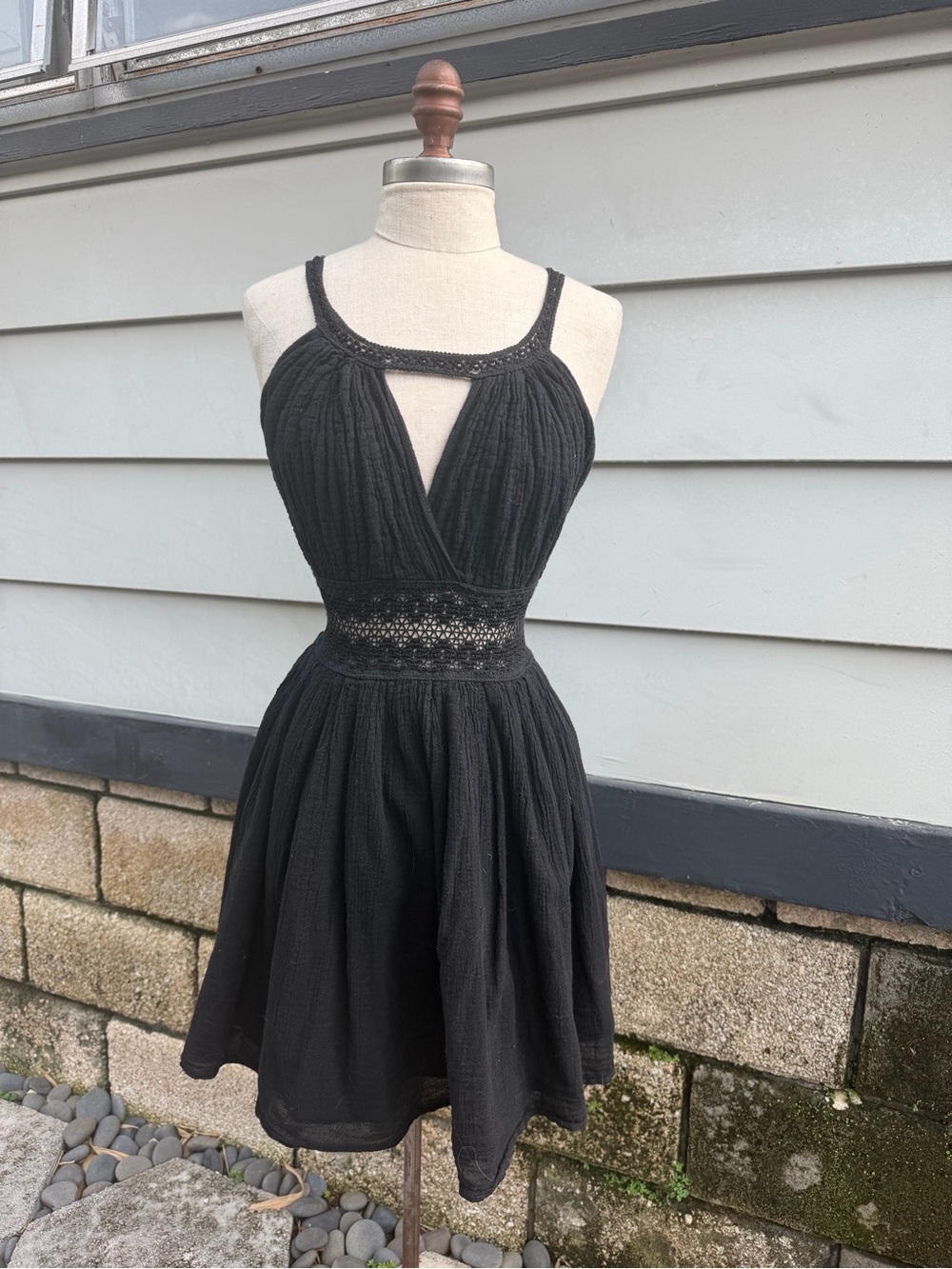 Vintage Black cotton Sleeveless Lace-Trim Fit & Flare Dress made in Greece